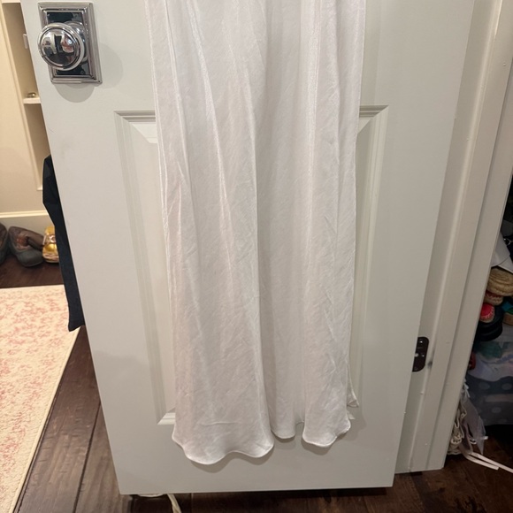 Victoria Secret Gold Label Collection Vintage White Iridescent Slip Dress size M - Picture 6 of 9